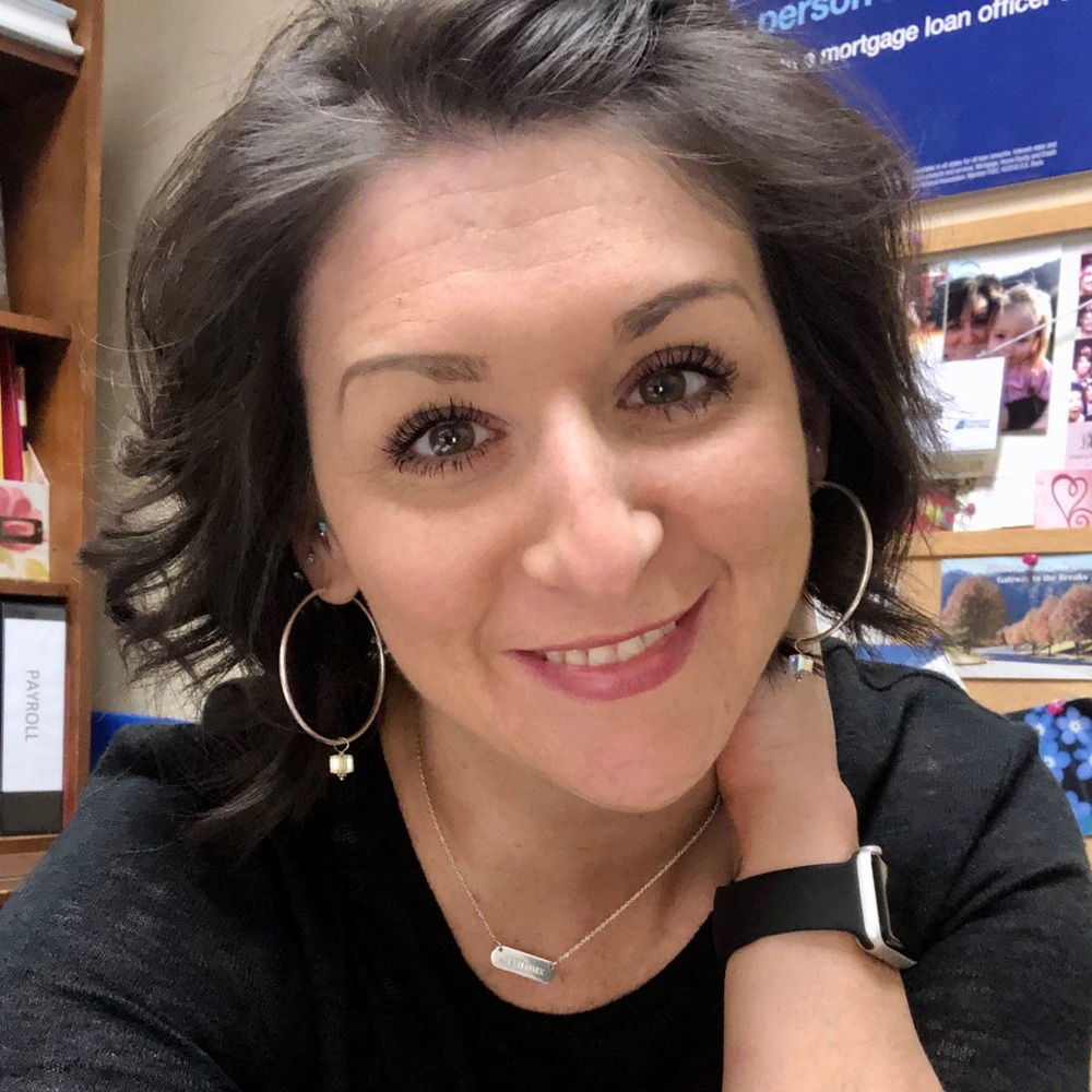 Meet your Posher, Amy